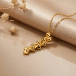 21K Gold Tiered Chevron Geometric Drop Necklace - 5.48g - Sultan Gold - عقد متدلي هندسي زجزاج ذهب عيار 21 - 5.48 غرام - ذهب السلطان