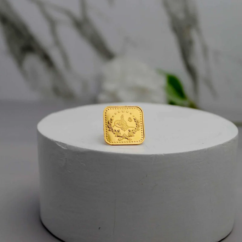22K Heritage Square Lira Coin Ring - 9.4g - Sultan Gold - خاتم ليرة مربع ذهب عيار 22 - 9.4 غرام - ذهب السلطان