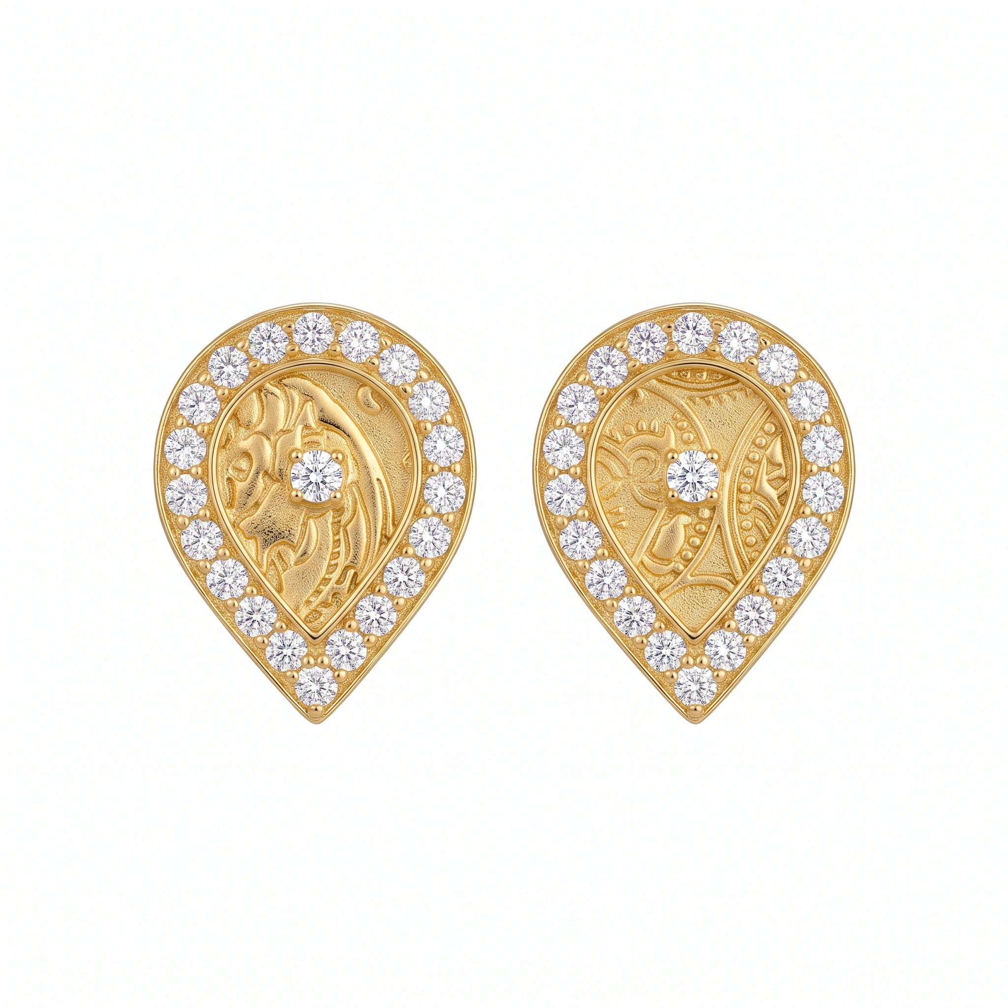 18K Gold Teardrop Pavé Zircon Halo Earrings - 7.25g - Sultan Gold - أقراط دمعة مرصعة بالزركون ذهب عيار 18 - 7.25 غرام - ذهب السلطان