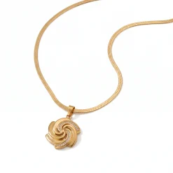 21K Royal Spiral Floral Gold Pendant - 12.64g - Sultan Gold - تعليقة وردة حلزونية ذهب ملكي عيار 21 - 12.64 غرام - ذهب السلطان