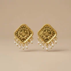 21K Heritage Rhombus Seed Pearl Fringe Earrings - 9.31g - Sultan Gold - أقراط معين تراثية مع لؤلؤ ذهب عيار 21 - 9.31 غرام - ذهب السلطان