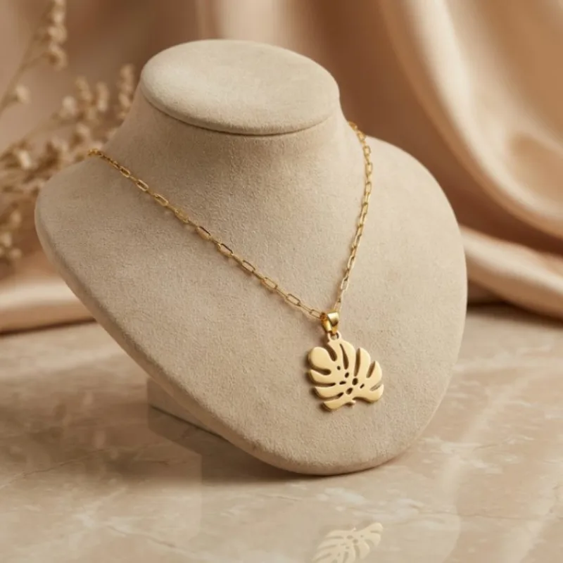 21K Gold Monstera Palm Leaf Pendant Necklace - 3.12g - Sultan Gold - عقد ورقة شجر مونستيرا ذهب عيار 21 - 3.12 غرام - ذهب السلطان