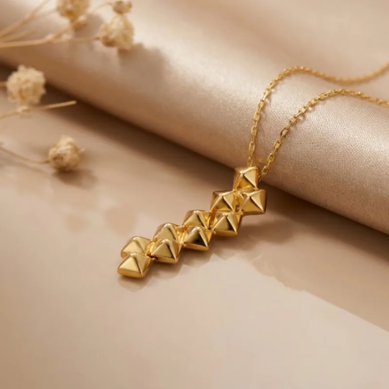 21K Gold Tiered Chevron Geometric Drop Necklace - 5.48g - Sultan Gold - عقد متدلي هندسي زجزاج ذهب عيار 21 - 5.48 غرام - ذهب السلطان
