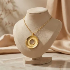 21K Gold Fluted Sunburst Circle Pendant Necklace - 7.56g - Sultan Gold - عقد مدالية شمس ذهب عيار 21 - 7.56 غرام - ذهب السلطان