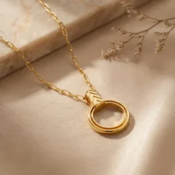 21K Gold Minimalist Circle Hoop Necklace - 8.46g - Sultan Gold - عقد حلقة دائرية مينيمال ذهب عيار 21 - 8.46 غرام - ذهب السلطان
