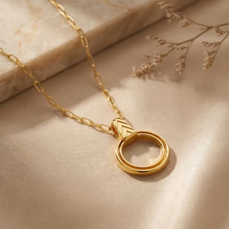 21K Gold Minimalist Circle Hoop Necklace - 8.46g - Sultan Gold - عقد حلقة دائرية مينيمال ذهب عيار 21 - 8.46 غرام - ذهب السلطان