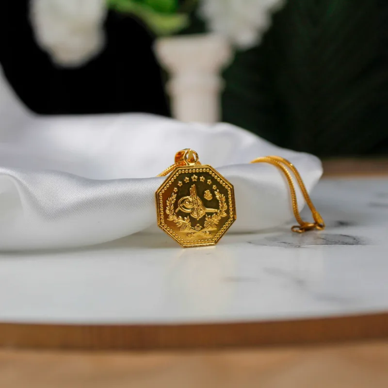 22K Heritage Octagonal Quarter Lira Pendant - 2.13g - Sultan Gold - تعليقة ربع ليرة مثمنة ذهب عيار 22 - 2.13 غرام - ذهب السلطان