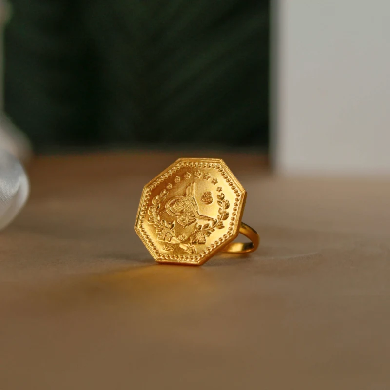 22K Heritage Octagonal Lira Coin Ring - 9.17g - Sultan Gold - خاتم ليرة مثمن ذهب عيار 22 - 9.17 غرام - ذهب السلطان