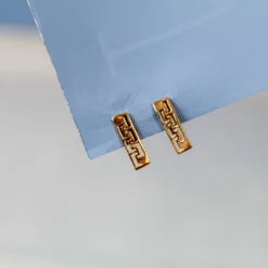 21K Gold Greek Key Vertical Bar Stud Earrings - 1.66g - Sultan Gold - أقراط بار الزخرفة الإغريقية ذهب عيار 21 - 1.66 غرام - ذهب السلطان