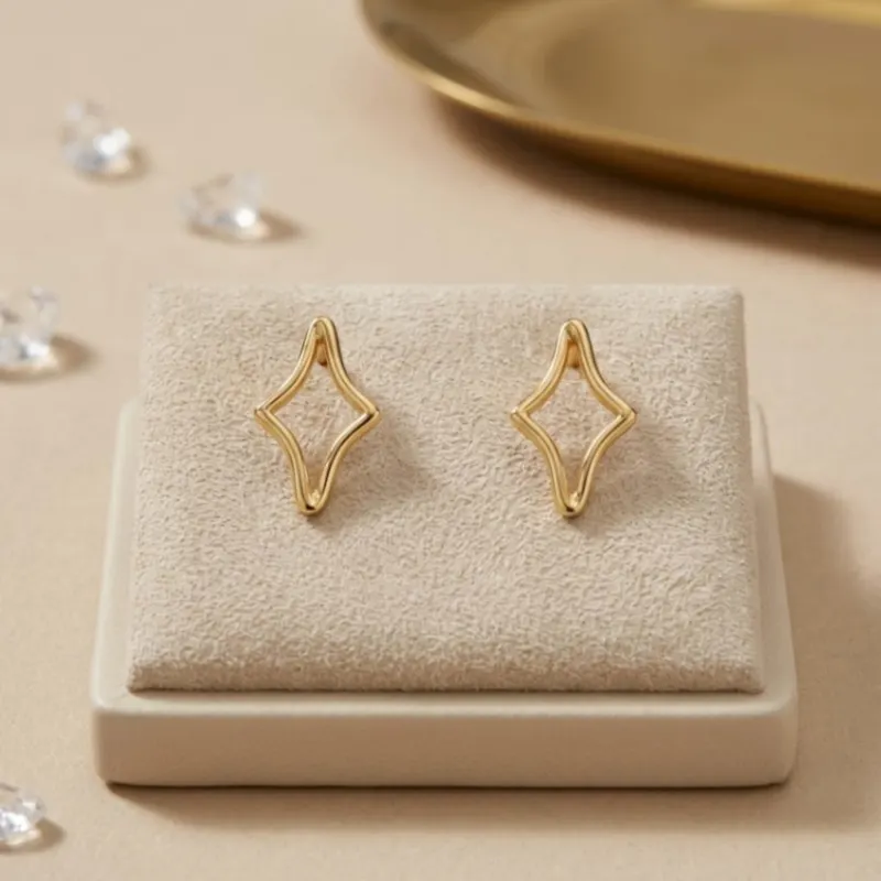 21K Gold Hollow Rhombus Openwork Earrings - 2.96g - Sultan Gold - أقراط معين مفرغ ذهب عيار 21 - 2.96 غرام - ذهب السلطان