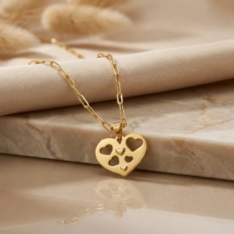 21K Gold Multi-Heart Openwork Pendant Necklace - 3.13g - Sultan Gold - عقد قلوب متداخلة مفرغة ذهب عيار 21 - 3.13 غرام - ذهب السلطان