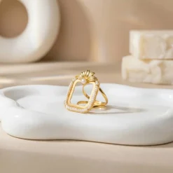 21K Heritage Square Lira Pearl Crown Earrings - 26.62g - Sultan Gold - أقراط ليرة مربعة مرصعة باللؤلؤ ذهب عيار 21 - 26.62 غرام - ذهب السلطان