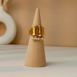 21K Pearl Radiance Gold Earrings - 71.18g - Sultan Gold - أقراط ذهب ولؤلؤ فاخرة عيار 21 - 71.18 غرام - ذهب السلطان