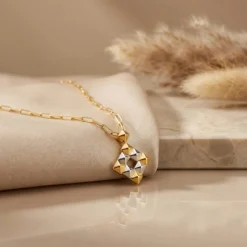 21K Gold Faceted Geometric Diamond Necklace - 2.66g - Sultan Gold - عقد هندسي هرمي ذهب عيار 21 - 2.66 غرام - ذهب السلطان
