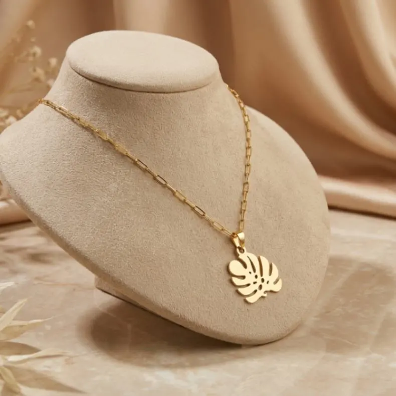 21K Gold Monstera Palm Leaf Pendant Necklace - 3.12g - Sultan Gold - عقد ورقة شجر مونستيرا ذهب عيار 21 - 3.12 غرام - ذهب السلطان