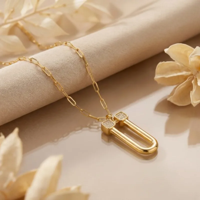 21K Gold Pavé Zircon U-Link Horseshoe Necklace - 5.38g - Sultan Gold - عقد حدوة حصان زركون ذهب عيار 21 - 5.38 غرام - ذهب السلطان