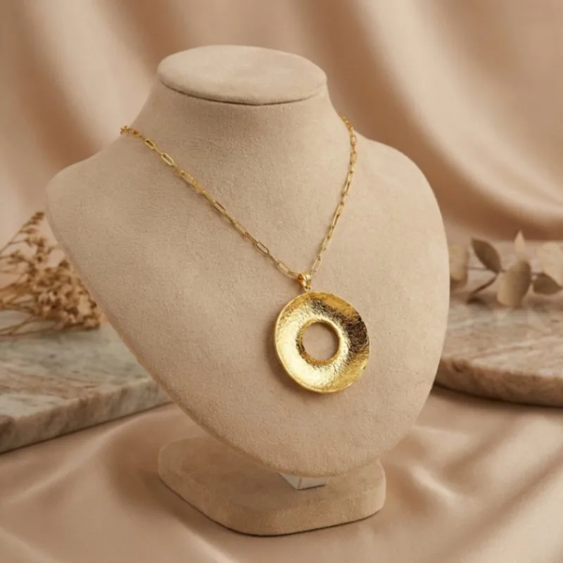 21K Gold Fluted Sunburst Circle Pendant Necklace - 7.56g - Sultan Gold - عقد مدالية شمس ذهب عيار 21 - 7.56 غرام - ذهب السلطان