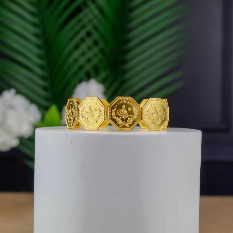 22K Heritage Octagonal Half Lira Bracelet - 39.51g - Sultan Gold - سوار نصف ليرة مثمن ذهب عيار 22 - 39.51 غرام - ذهب السلطان