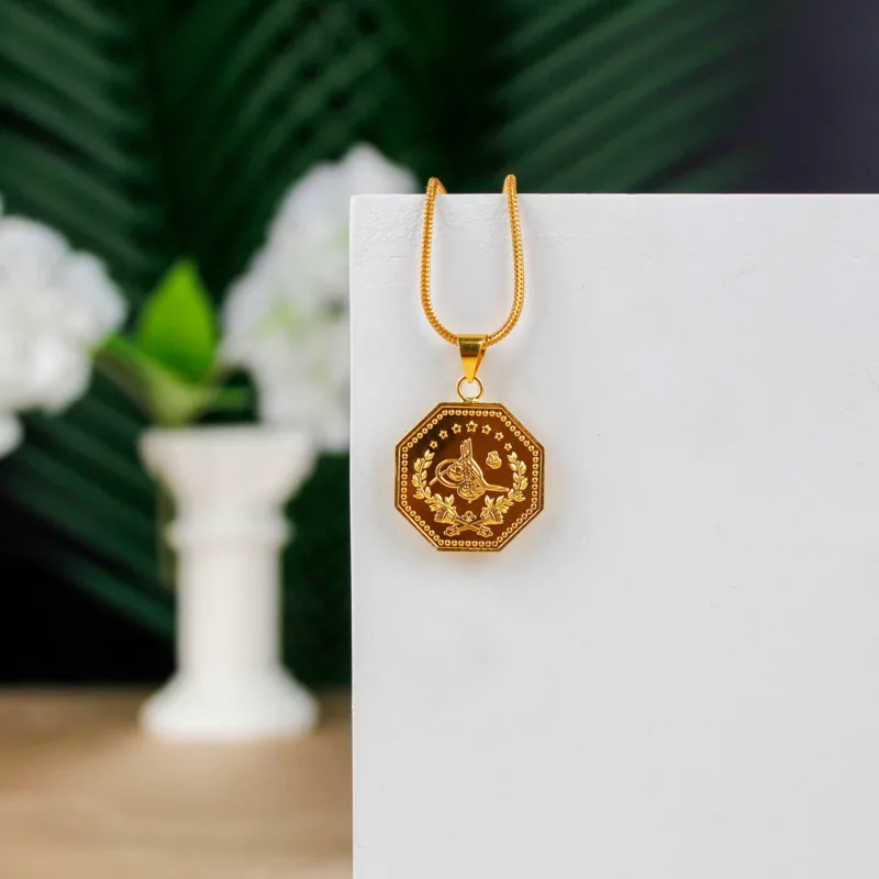 22K Heritage Octagonal Quarter Lira Pendant - 2.13g - Sultan Gold - تعليقة ربع ليرة مثمنة ذهب عيار 22 - 2.13 غرام - ذهب السلطان