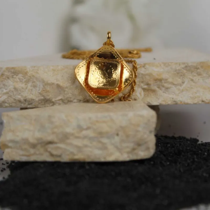 22K Heritage Rhombus Lira Coin Pendant - 9.44g - Sultan Gold - تعليقة ليرة معين ذهب عيار 22 - 9.44 غرام - ذهب السلطان