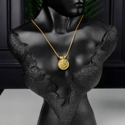 22K Heritage Lira Coin Pendant with Emerald - 8.92g - Sultan Gold - تعليقة ليرة ذهب مرصعة بحجر أخضر عيار 22 - 8.92 غرام - ذهب السلطان