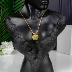 22K Heritage Lira Coin Pendant with Pearl - 8.97g - Sultan Gold - تعليقة ليرة ذهب مرصعة باللؤلؤ عيار 22 - 8.97 غرام - ذهب السلطان