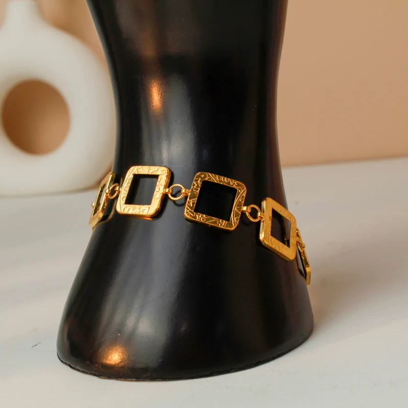21K Geometric Square Link Gold Bracelet - 34.76g - Sultan Gold - سوار مربعات هندسية ذهب فاخر عيار 21 - 34.76 غرام - ذهب السلطان