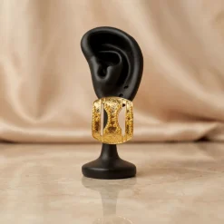 21K Wide Cutout Luxury Gold Cuff - 79.54g - Sultan Gold - سوار كف عريض ذهب ملكي عيار 21 - 79.54 غرام - ذهب السلطان