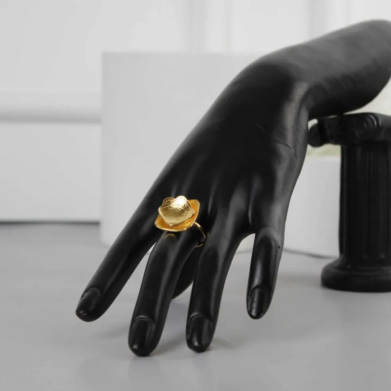22K Heritage Floral Cup Lira Signet Ring - 12.92g - Sultan Gold - خاتم ليرة كاسكيتا وردة ذهب عيار 22 - 12.92 غرام - ذهب السلطان