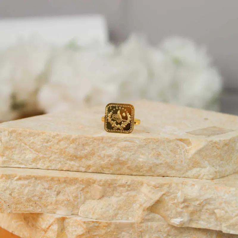 22K Heritage Square Half Lira Ring - 5.1g - Sultan Gold - خاتم نصف ليرة مربع ذهب عيار 22 - 5.1 غرام - ذهب السلطان