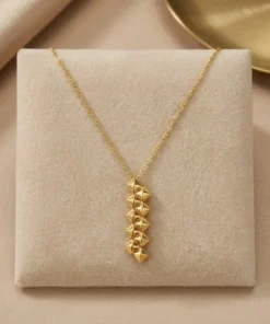 Alternative view of 21K Romantic Heart Pendant - 5.48g