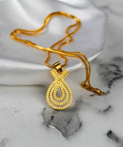 Alternative view of 21K Romantic Heart Pendant - 5.88g