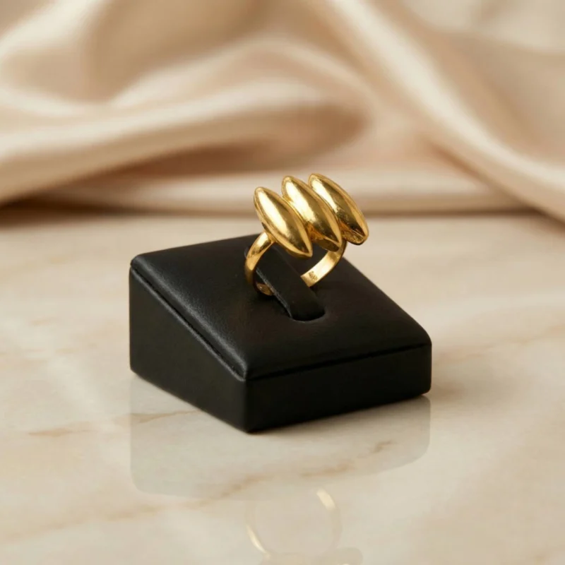 21K Handcrafted Luxury Ring - 5.21g