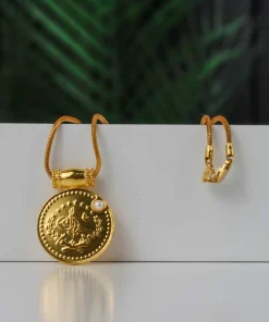 22K Pendant Lira - 8.97g