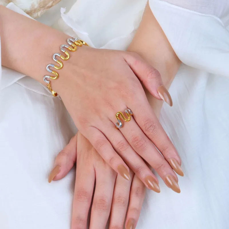 21K Luxury Modern Wavy Gold & Silver Set (S-Shaped Design) - 38.67g - الصورة 3