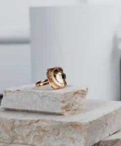 22K Heritage Leera Coin Ring - 12.92g