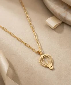 Alternative view of 21K Romantic Heart Pendant - 1.38g