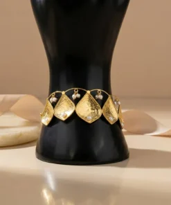Alternative view of 21K Pearl Radiance Set - 45.48g