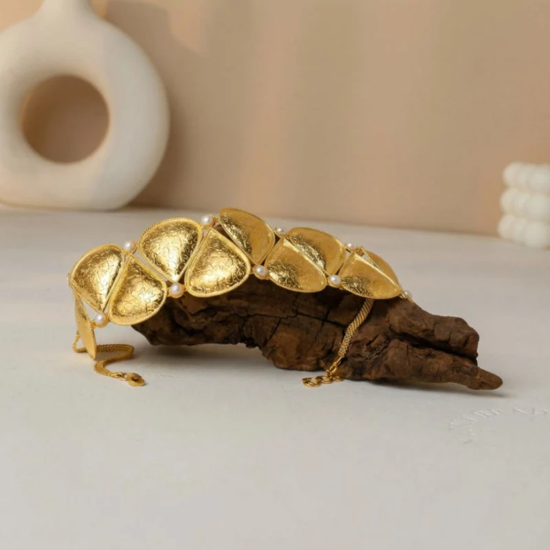 21K Pearl Radiance Set - 46.36g